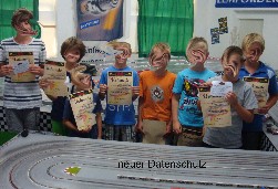 Northeim Katlenburg Herzberg Harz Osterode Slotracing Carrera Kindergeburtstag Feier Autorennbahn