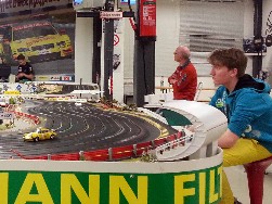 Northeim Katlenburg Herzberg Harz Osterode Slotracing Carrera Kindergeburtstag Feier Autorennbahn